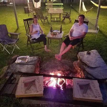 Inn At Charlotte B&B バーリントン エクステリア 写真