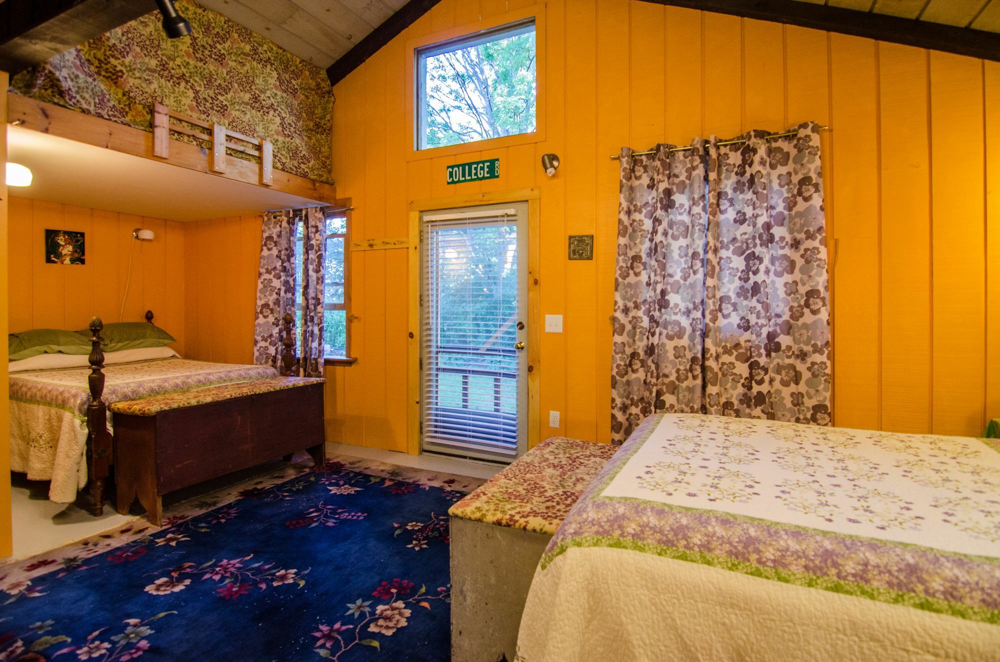 Inn At Charlotte B&B バーリントン エクステリア 写真
