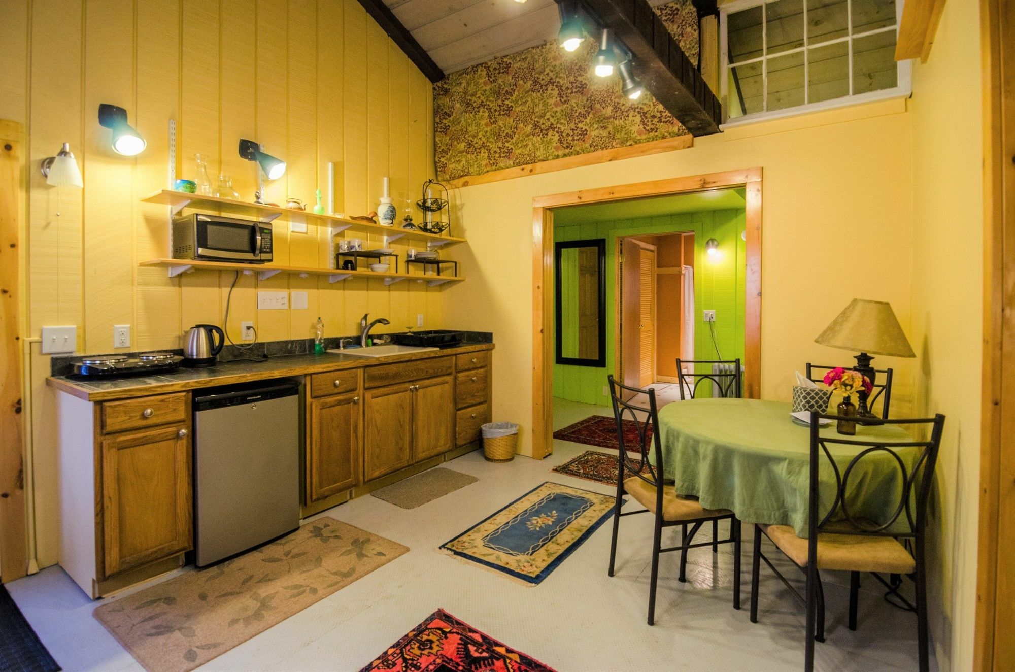 Inn At Charlotte B&B バーリントン エクステリア 写真