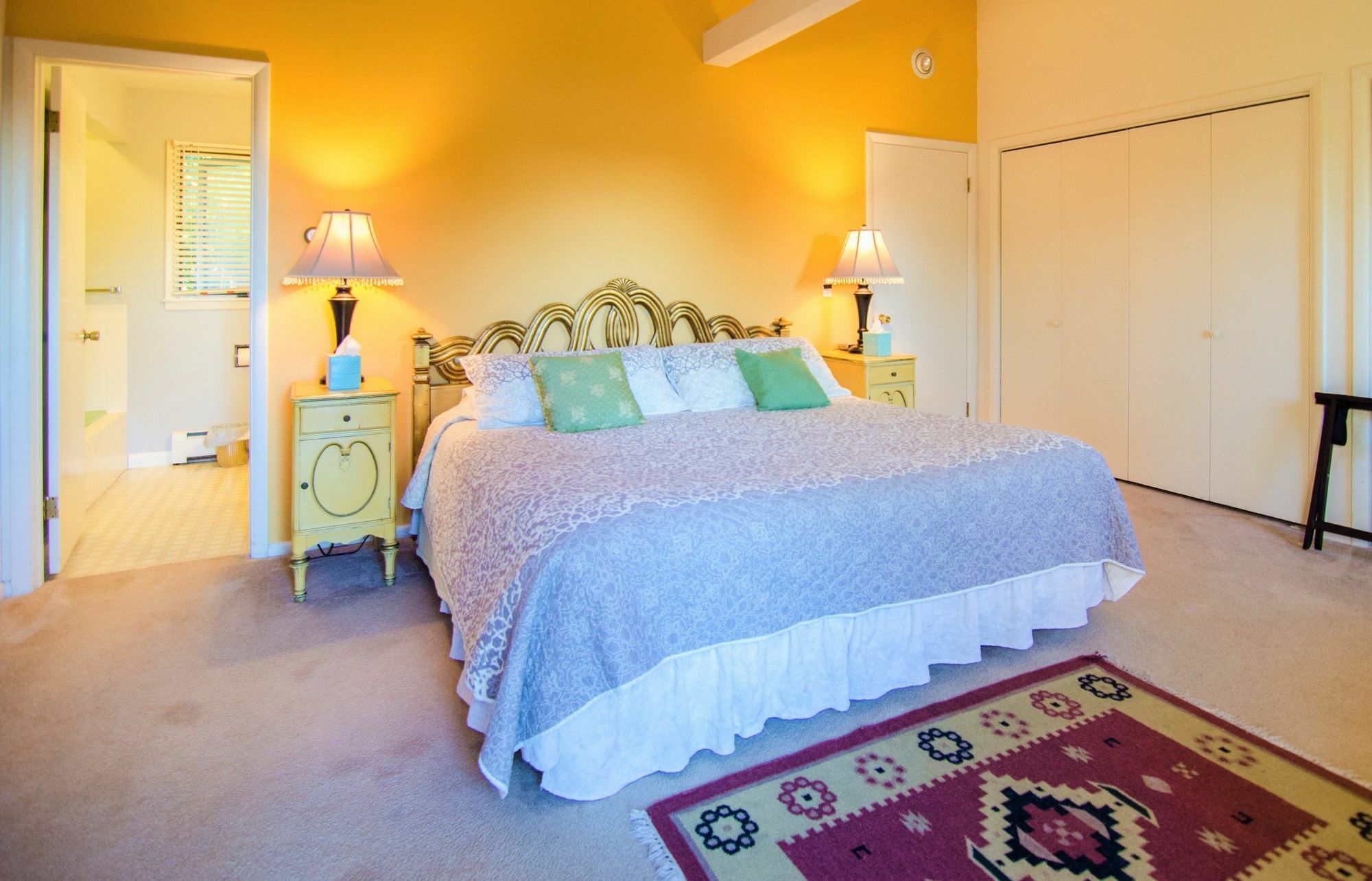 Inn At Charlotte B&B バーリントン エクステリア 写真
